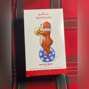 🎅 2014 🎄 Hallmark Big-Top Bear Tin Toy Series